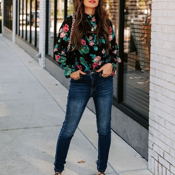 RIOS FLORAL LACE BLOUSE - Picture 2 of 8